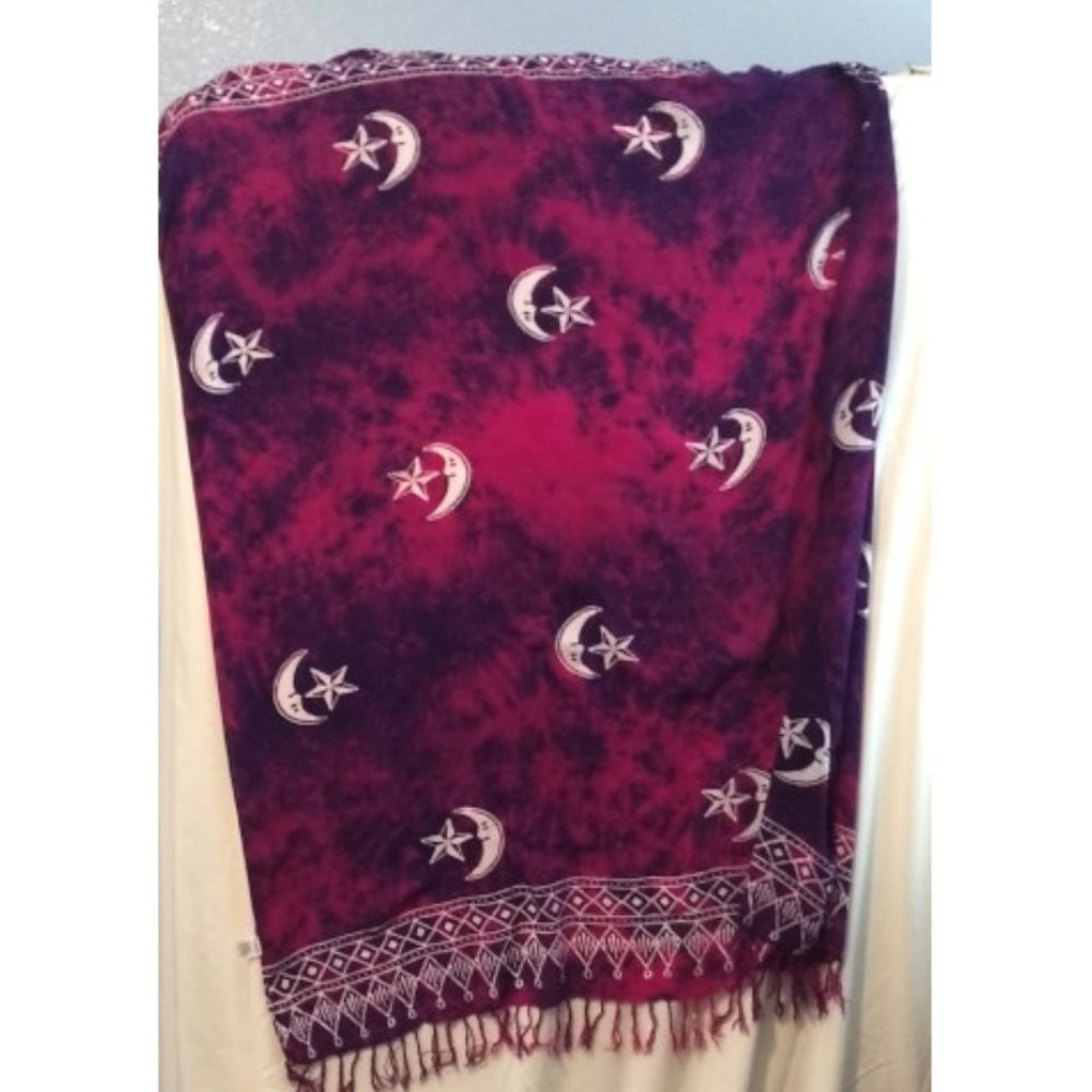 Puakeniken Sarong